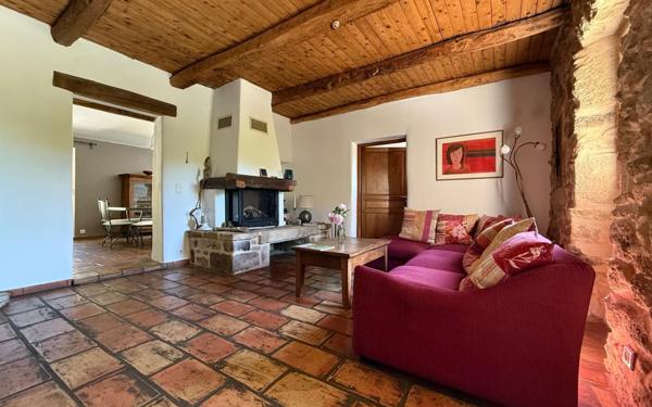 Maison à vendre    8 pièces •  Rosières