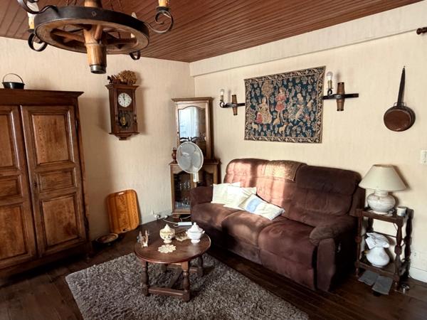 BELLE MAISON EN PIERRE 4 CHAMBRES AVEC JARDIN
