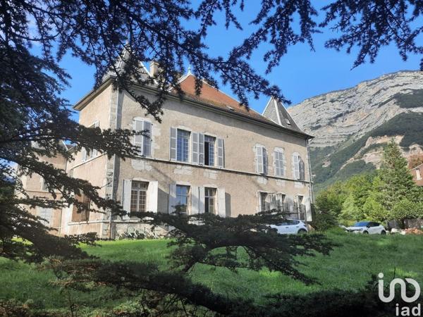 Appartement 5 pièces de 231 m² à Varces-Allières-et-Risset (38760)