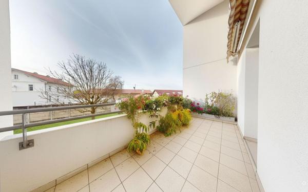 Appartement à vendre    3 pièces • 70,13 m2 Bischheim