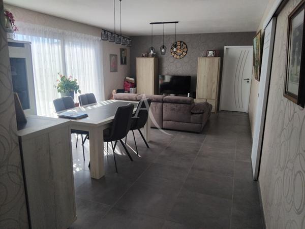 A vendre villa 4 pièce(s) 93.75 m² au bord du Canal du Midi