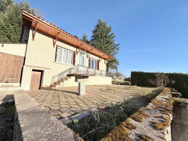 MAISON 70 M2, 2 CHAMBRES, TERRAIN CLOS ET ARBORÉ DE 1 425 M2, VUE DÉGAGÉE, CALME, DOUBLE GARAGE, CAVE, DOUBLE VITRAGE PVC, CHARPENTE/COUERTURE OK, TF 328€