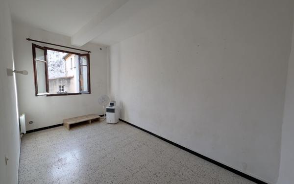 Appartement à vendre    2 pièces •  Pézenas