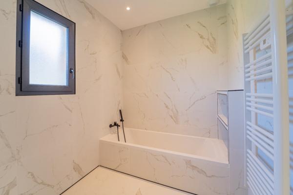 Maison contemporaine 2025 – 5 pièces – 134 m² – Terrain 1 465 m²