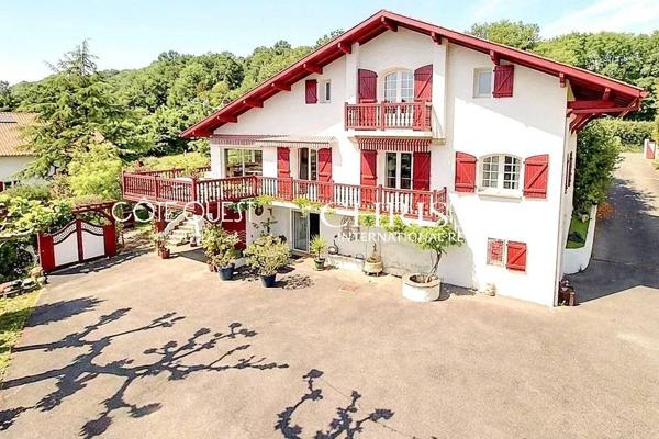 À vendre Ustaritz - Maison vue montagnes