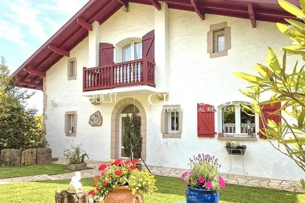 À vendre Ustaritz - Maison vue montagnes