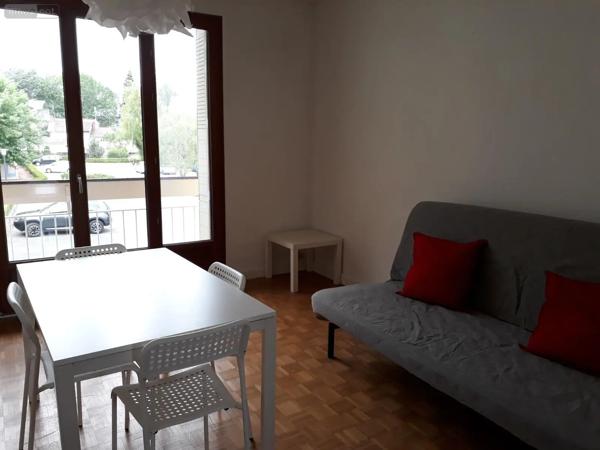 Location - Appartement Bourg-en-Bresse 01000 1 pièce 39 m 2