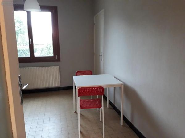 Location - Appartement Bourg-en-Bresse 01000 1 pièce 39 m 2