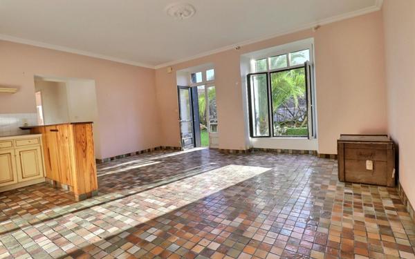 Maison à vendre    10 pièces • 287 m2 Auray