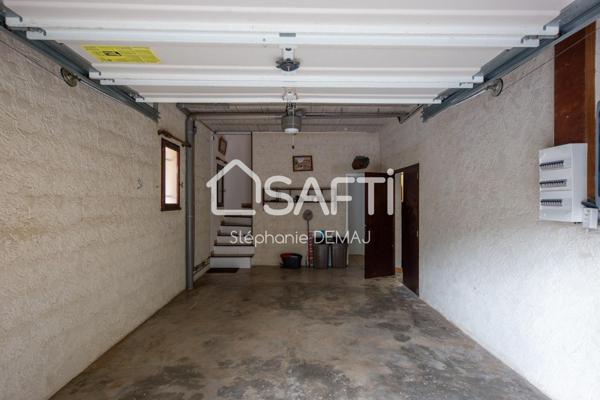 MAISON DE MACON AVEC DEPENDANCES- PISCINE-GARAGE