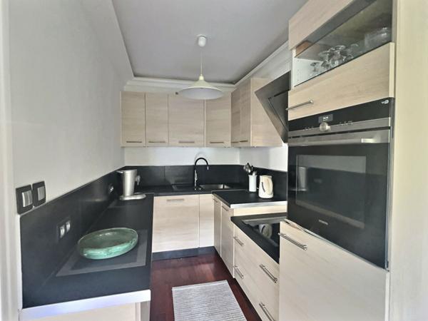 A vendre appartement de type 3 à Paris 75016 - Terrasse - Jardin - AUTEUIL