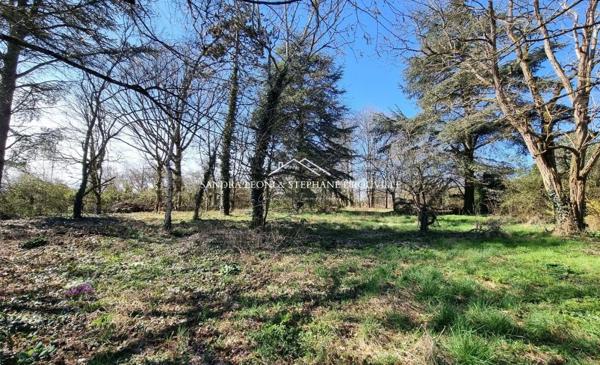 SAINT-PREST - CHARMANTE DEMEURE en Pierre de 144 m², 3 CHAMBRES. TERRAIN DIVISIBLE ET CONSTRUCTIBLE