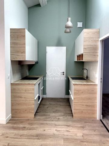 LYON 6. Appartement 3 pièces (57m²) dernier étage