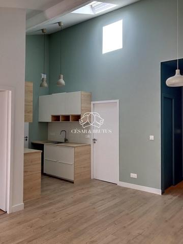 LYON 6. Appartement 3 pièces (57m²) dernier étage