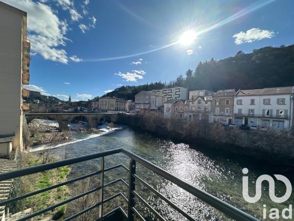 Appartement 6 pièces de 171 m² à Vals-les-Bains (07600)