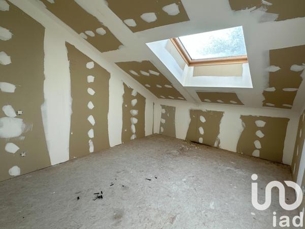 Appartement 6 pièces de 171 m² à Vals-les-Bains (07600)