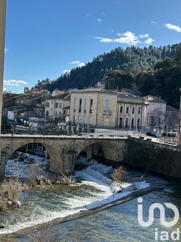 Appartement 6 pièces de 171 m² à Vals-les-Bains (07600)