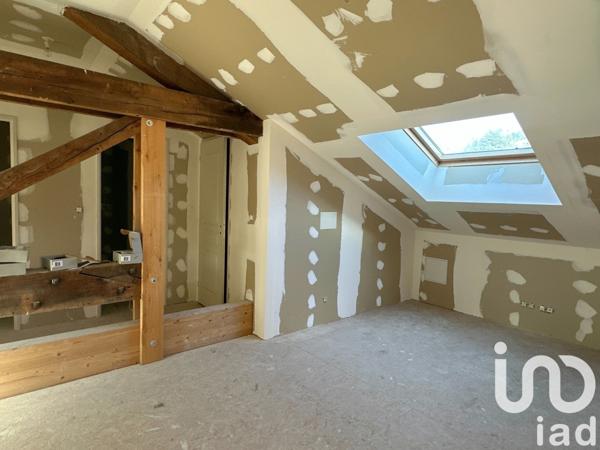 Appartement 6 pièces de 171 m² à Vals-les-Bains (07600)