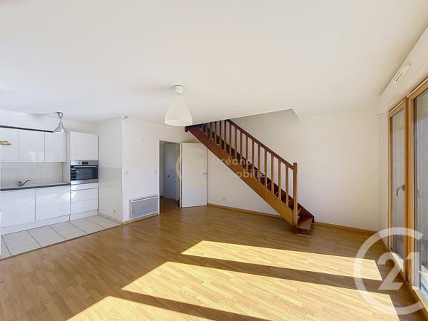 Appartement T4 à vendre  4 pièces - 74,19 m2 NOYAL CHATILLON SUR SEICHE - 35