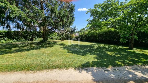 À VENDRE - Terrain Lot B à bâtir de 561 m² - SAINT-ÉTIENNE-DE-MONTLUC