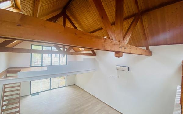 Maison à vendre    3 pièces • 97 m2 Saint-Quentin