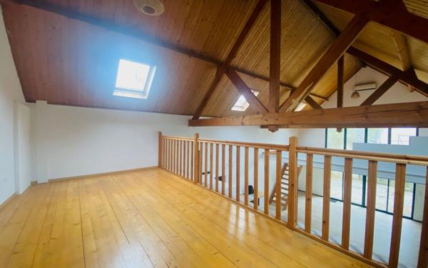 Maison à vendre    3 pièces • 97 m2 Saint-Quentin