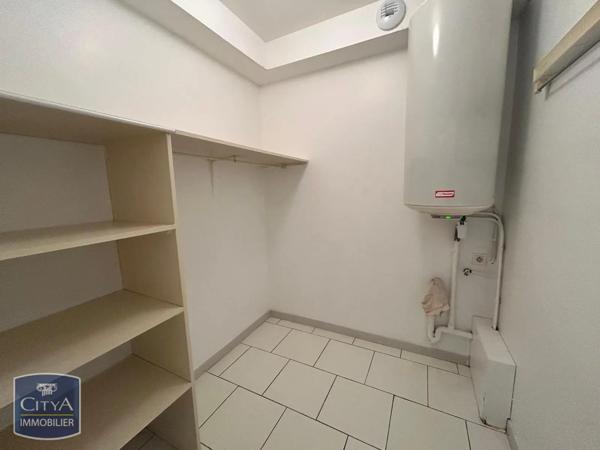 Appartement à louer 2 pièces 61m² Carpentras (84200)
