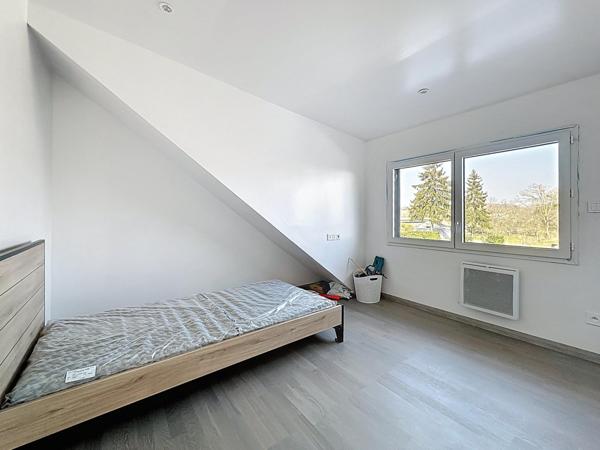 Maison rénovée avec dépendances – 10 min du Mans