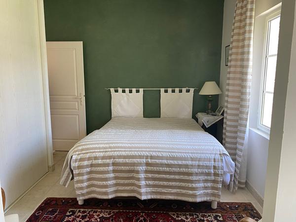 Maison Lagord 7 pièces 207 m2 ; 4 chambres ,piscine