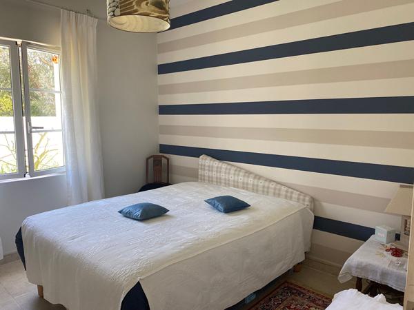 Maison Lagord 7 pièces 207 m2 ; 4 chambres ,piscine