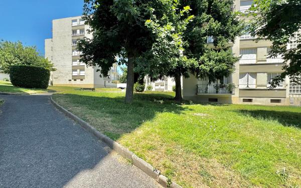 Appartement à vendre    3 pièces • 60,92 m2 Villefranche-sur-Saône