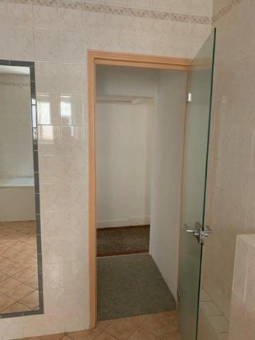Dpt Aude (11), à vendre CARCASSONNE appartement T4 de 126 m²  3 chambres 1 terrasse