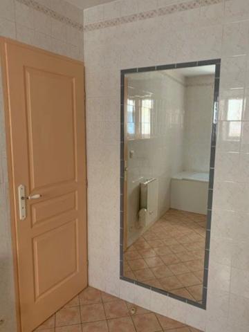 Dpt Aude (11), à vendre CARCASSONNE appartement T4 de 126 m²  3 chambres 1 terrasse