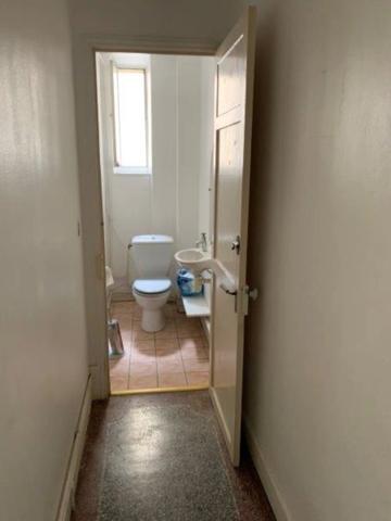 Dpt Aude (11), à vendre CARCASSONNE appartement T4 de 126 m²  3 chambres 1 terrasse