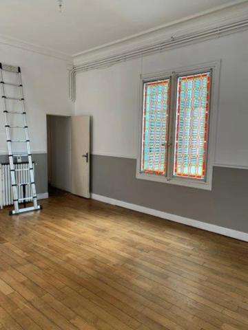 Dpt Aude (11), à vendre CARCASSONNE appartement T4 de 126 m²  3 chambres 1 terrasse