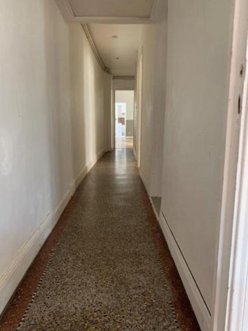 Dpt Aude (11), à vendre CARCASSONNE appartement T4 de 126 m²  3 chambres 1 terrasse