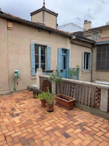 Dpt Aude (11), à vendre CARCASSONNE appartement T4 de 126 m²  3 chambres 1 terrasse