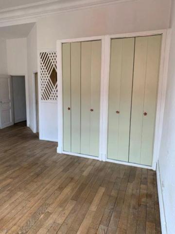 Dpt Aude (11), à vendre CARCASSONNE appartement T4 de 126 m²  3 chambres 1 terrasse