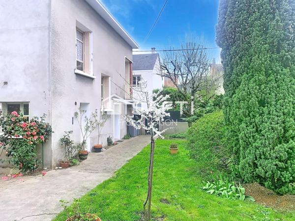 Ensemble immobilier  – Gare TGV à 3 min à pied (Saint-Pierre-des-Corps)