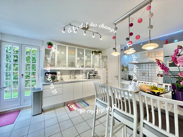 Maison Saint Remy Les Chevreuse 7 pièce(s) 160 m2