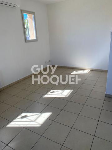 MONTEUX : Appartement de type 2 avec parking