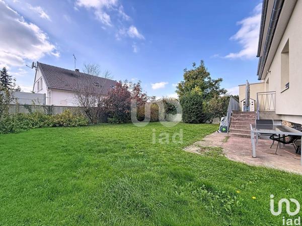 Maison à vendre 6 pièces 131 m² Pontault-Combault