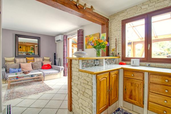 CHALIFERT – Maison familiale avec piscine sur un terrain de 827 m²
