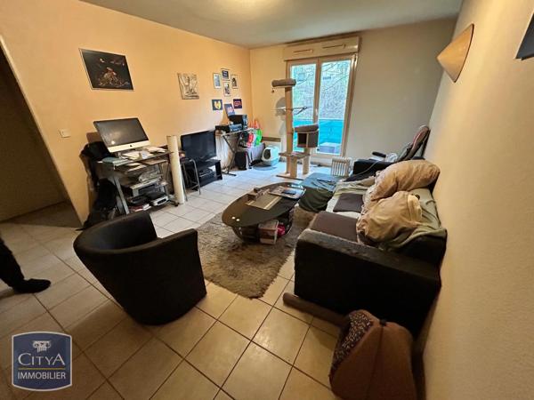 Appartement à vendre 2 pièces 47.77m² Sedan (08200)