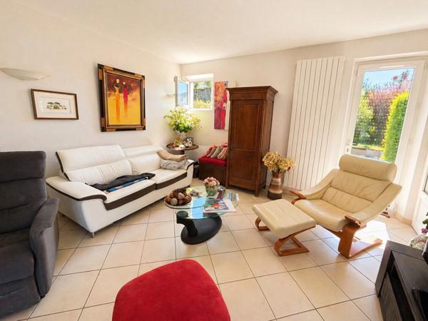 Appartement à vendre 5 pièces  ()