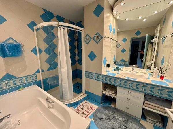 Appartement à vendre 5 pièces  ()