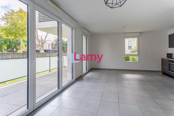 Parking + appartement