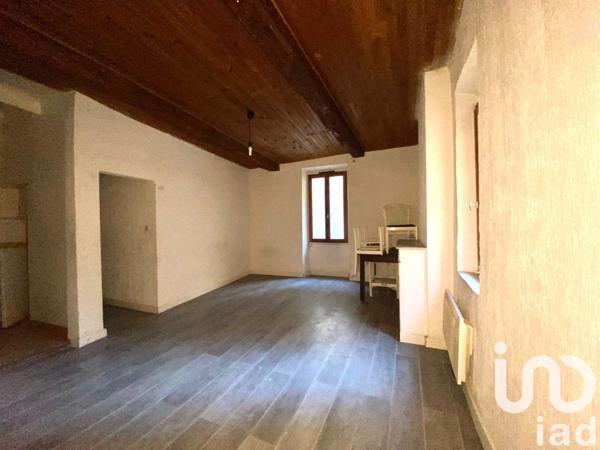 Appartement 3 pièces de 50 m² à Le Beausset (83330)