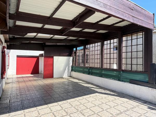 PAVILLON 4 CHAMBRES AVEC JARDIN,  GARAGE ET DÉPENDANCES