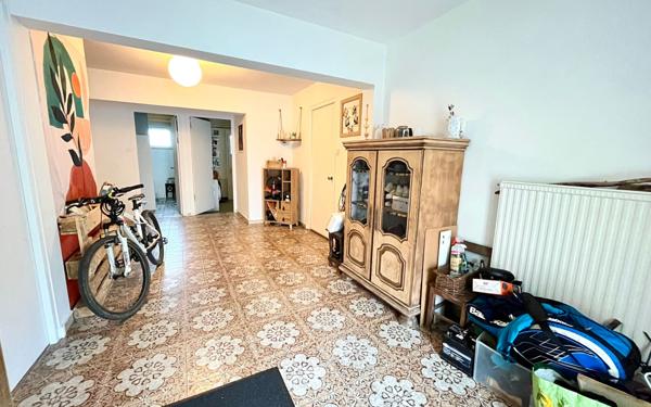 Maison à vendre    6 pièces • 170 m2 Saint-Max